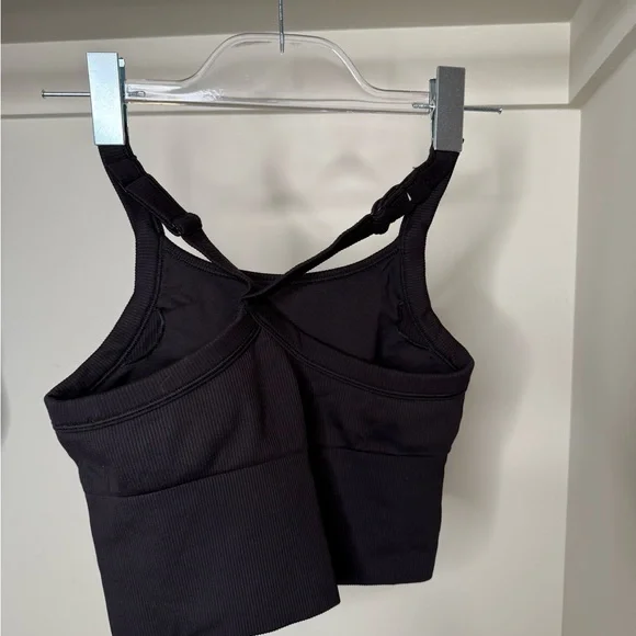 ALO Yoga Black Sports Bra - Picture 2 of 2